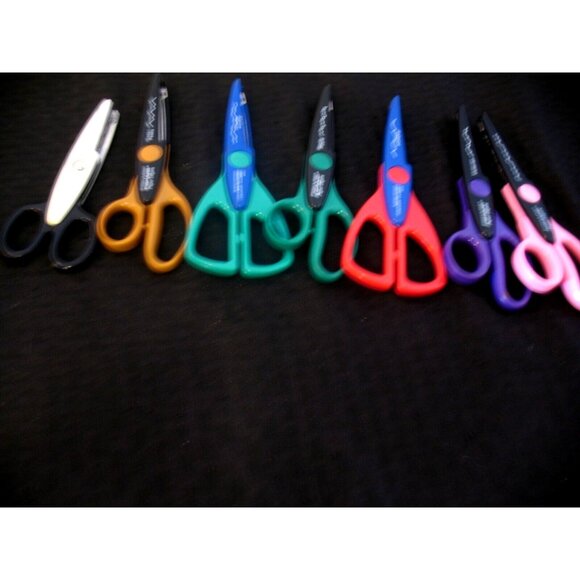 Lot 7 Paper Edgers Decorative Edge Scissors FISKARS / CREATIVE MEMORIES - Picture 1 of 3
